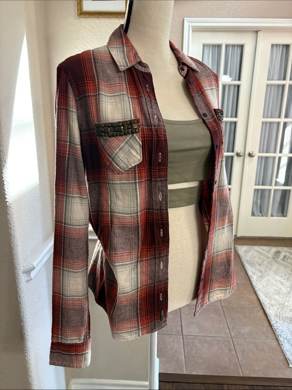 Vintage Abertcrombie & Fitch plaid flannel metal stud button down shirt Size S